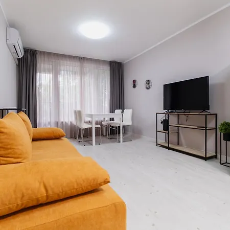 Cozy 2-bed Apartment