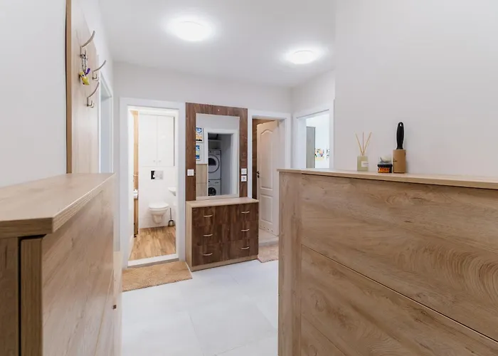 Cozy 2-bed Apartamento Plovdiv