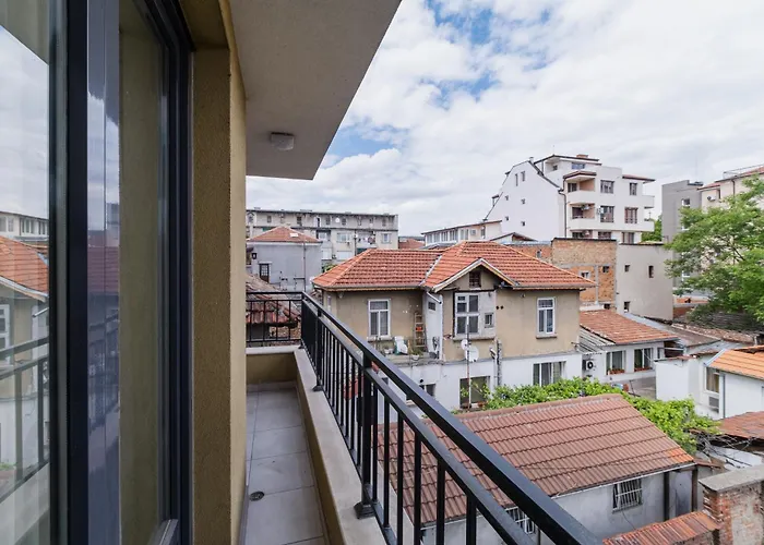Cozy 2-bed Apartamento Plovdiv